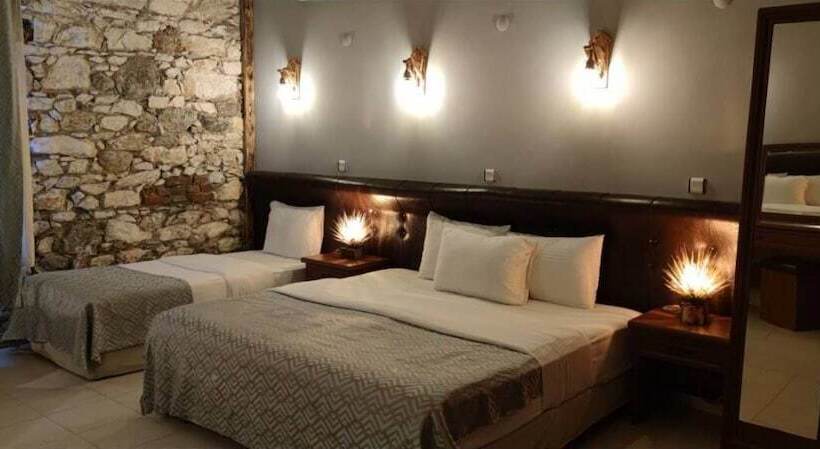 اتاق استاندارد سه نفره, Bacahan