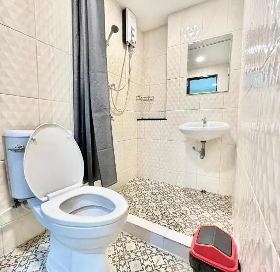 اتاق استاندارد یک نفره, Baan At Khaosan Hostel
