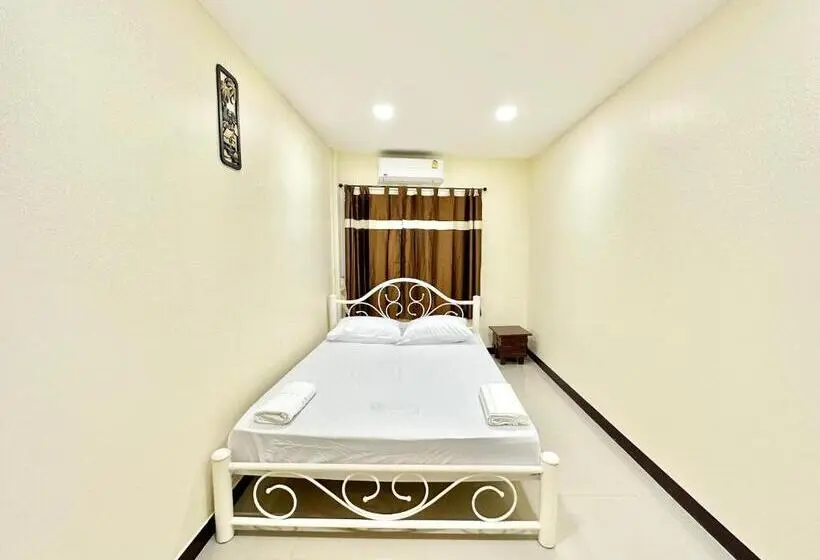 اتاق استاندارد یک نفره, Baan At Khaosan Hostel