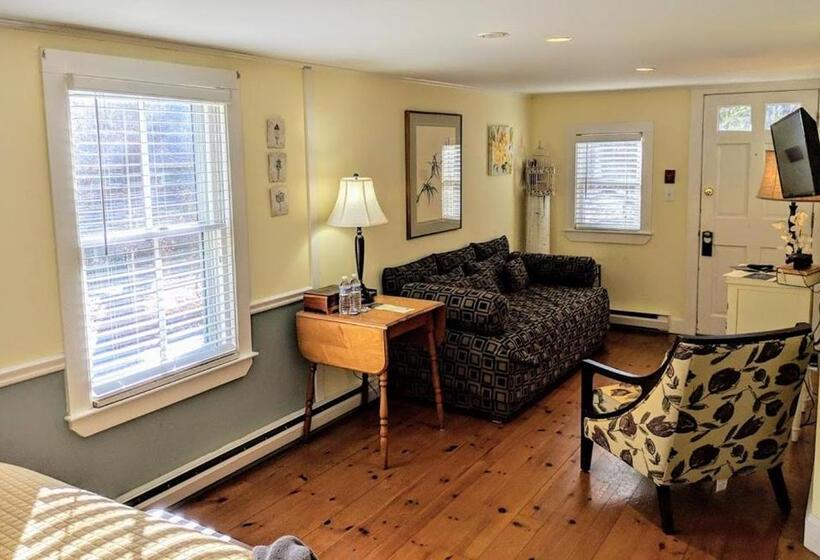 キングサイズベッドのスタンダードルーム, Elms Of Camden