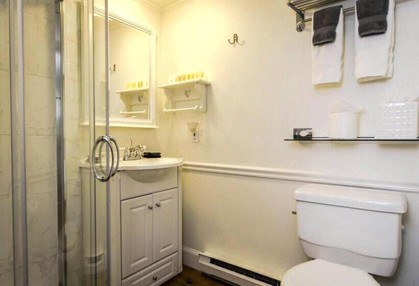 キングサイズベッドのスタンダードルーム, Elms Of Camden