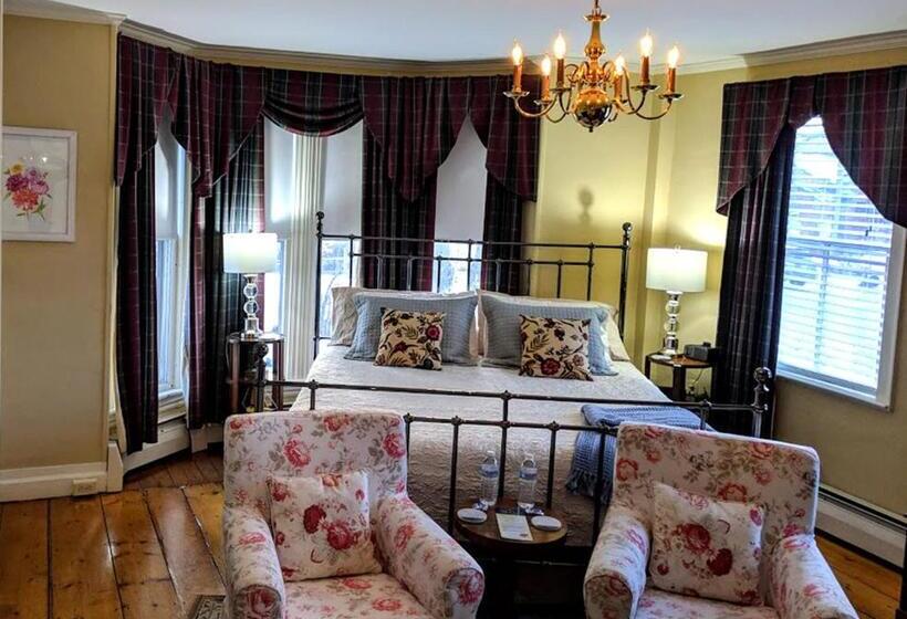 キングサイズベッドのデラックスルーム, Elms Of Camden