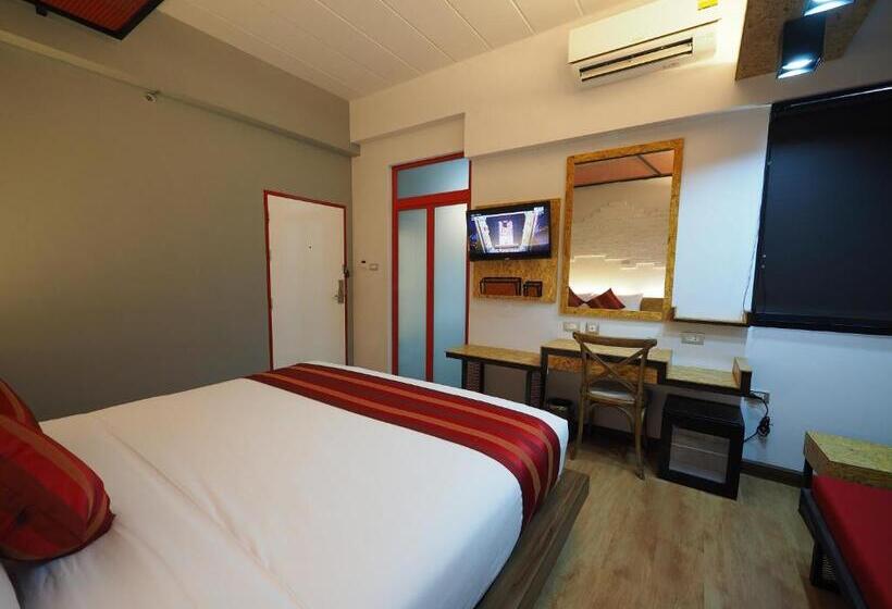 Номер Superior, Ps Sriphu