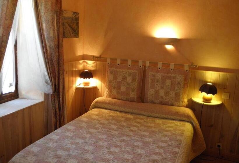 패밀리 룸, Gîte Auberge Les Terres Blanches De Méolans