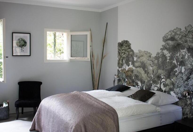 带园景的小型套房, Mas Armelin