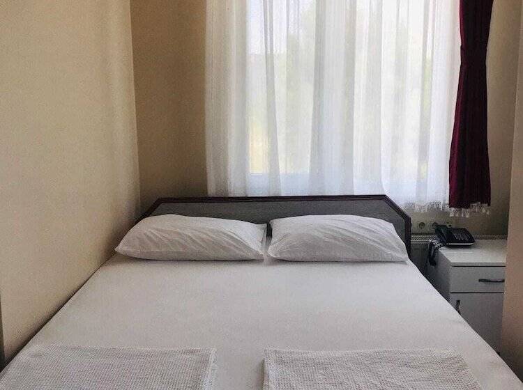 חדר סטנדרט, Boss Ii