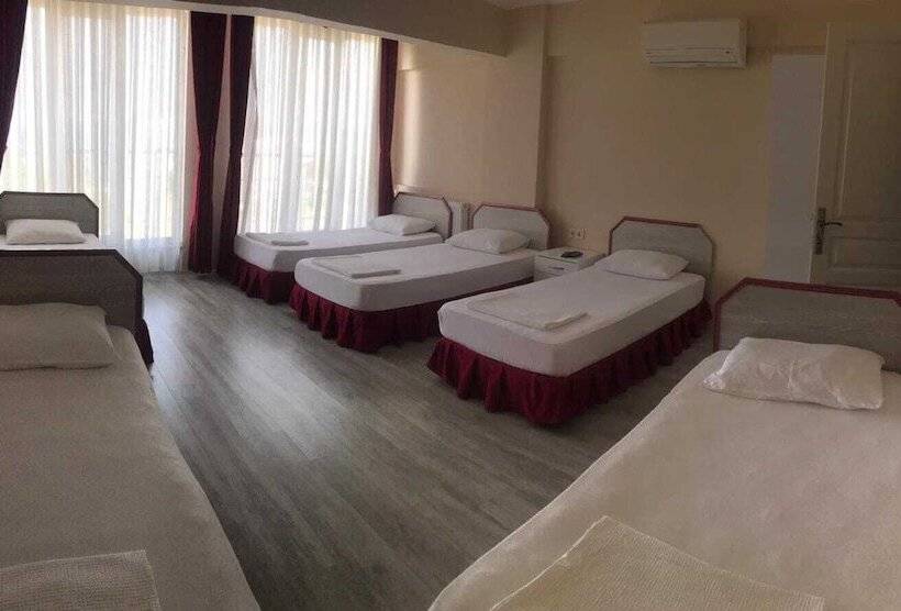 חדר משפחתי, Boss Ii