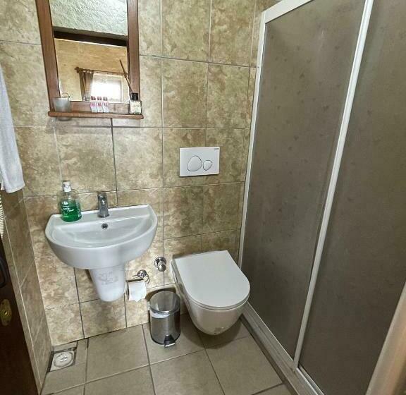 标准单人间, Karadut Cave