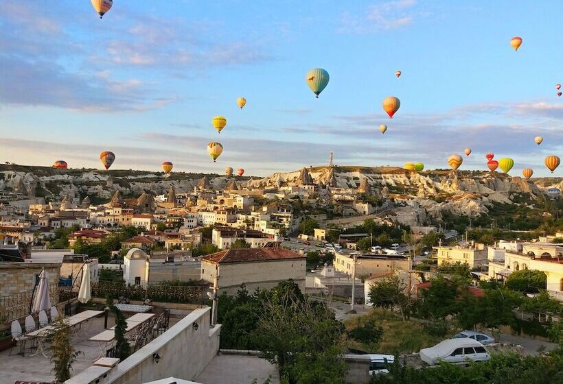 标准间, Karadut Cave