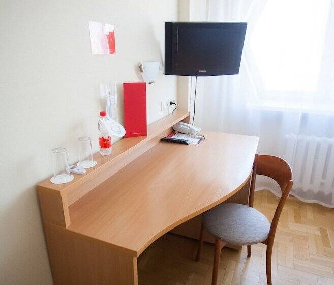 اتاق استاندارد یک نفره, Azimut Hotel Siberia