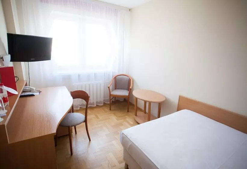 اتاق استاندارد یک نفره, Azimut Hotel Siberia
