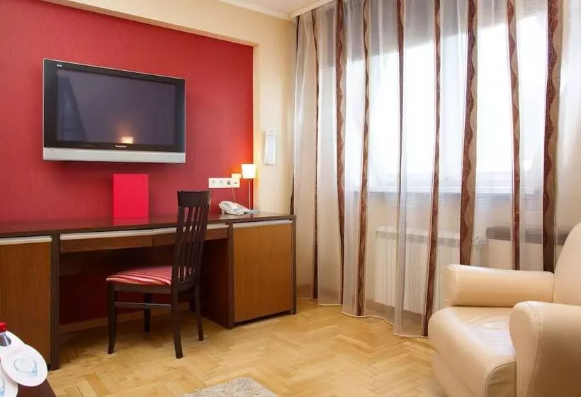سوییت, Azimut Hotel Siberia
