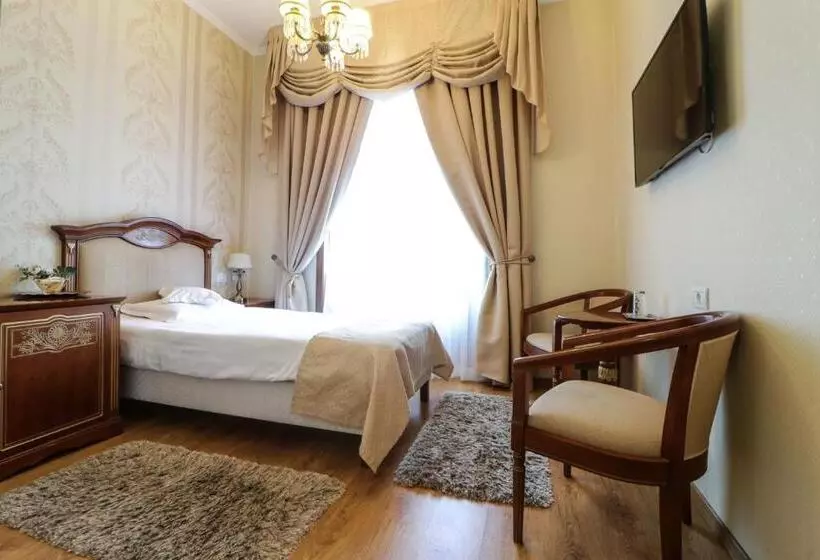 اتاق استاندارد یک نفره, Astoria Grand