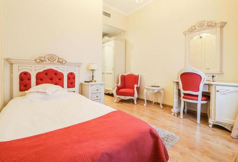 اتاق استاندارد یک نفره, Astoria Grand