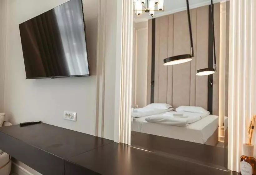 آپارتمان لوکس 1 خوابه, Astoria Grand