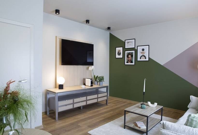 سوییت, Central Hotel, Trademark Collection By Wyndham