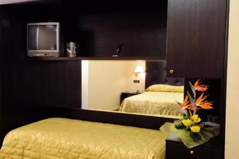 اتاق کلاسیک سه تخته, Grand Hotel San Marino