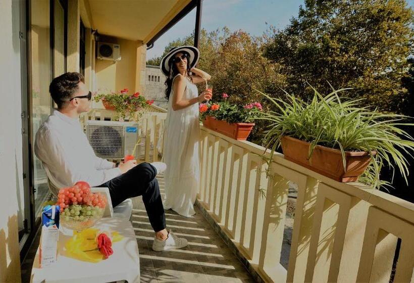 آپارتمان 1 خوابه, Pinguin