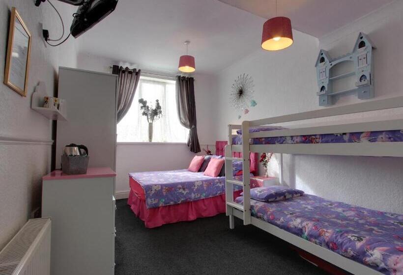 패밀리 룸, Mayfair