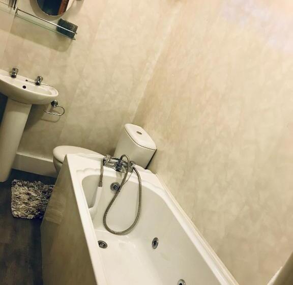 디럭스 룸, Mayfair