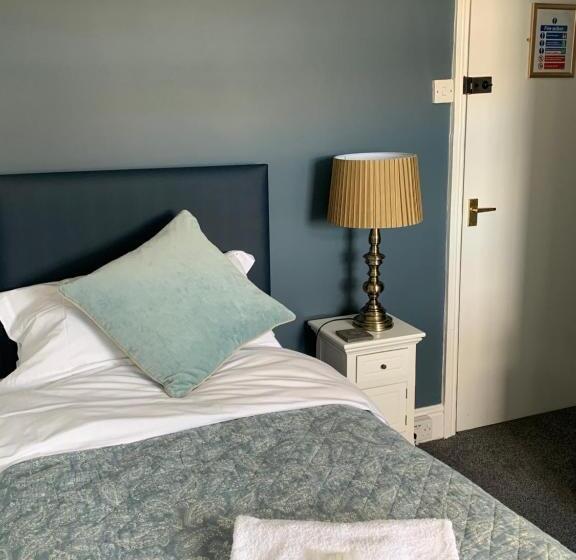 オーシャンビューのスタンダードシングルルーム, The Nags Head   Room Only Accommodation