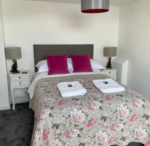 スタンダードルーム, The Nags Head   Room Only Accommodation