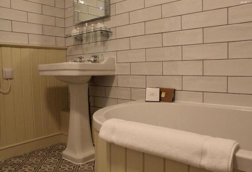 수피리어 스위트 바다 전망, Bridport Arms