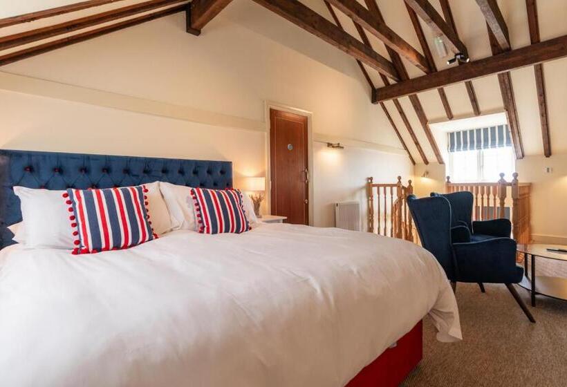 스탠다드 스튜디오, Bridport Arms