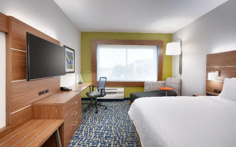 キングサイズベッドのスタンダードルーム, Holiday Inn Express & Suites Gainesville I 75, An Ihg