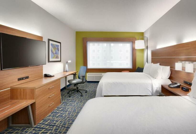 适合残疾人使用的标准间, Holiday Inn Express & Suites   Gainesville I 75, An Ihg
