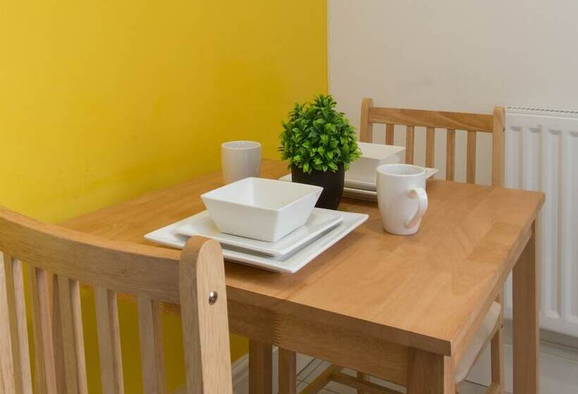 חדר סטנדרט יחיד, Townhouse @ West Avenue Crewe