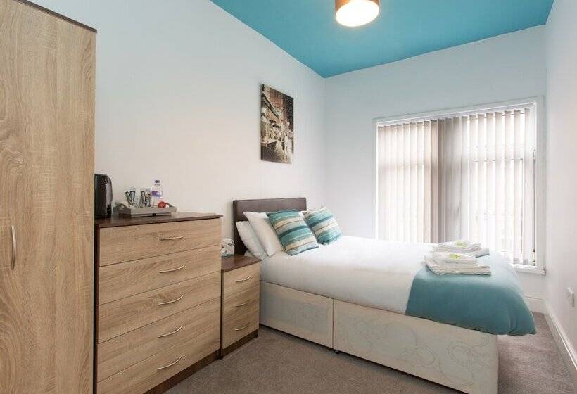 חדר סטנדרט חדר אמבטיה משותף, Townhouse @ West Avenue Crewe