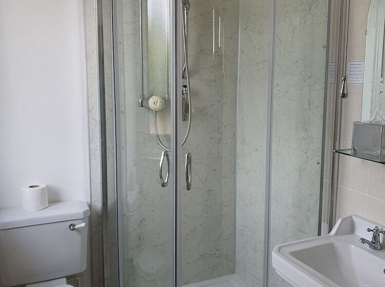 Номер Стандарт Индивидуальный, The Carre Arms Hotel & Restaurant