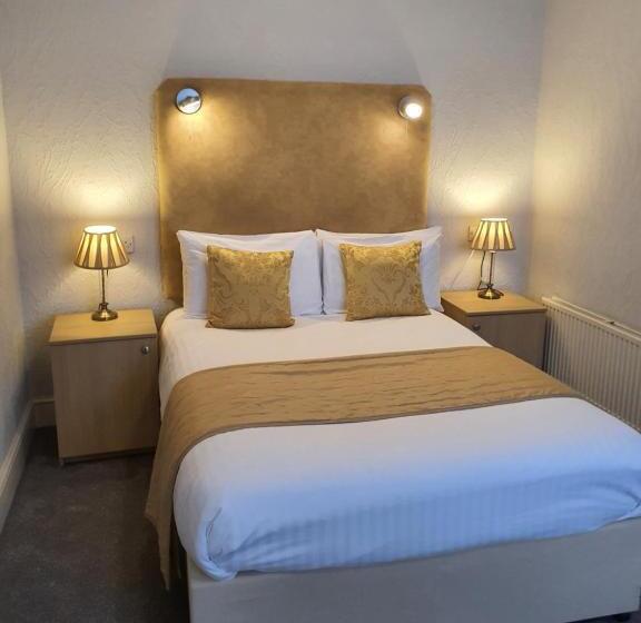 Номер Basic, The Carre Arms Hotel & Restaurant