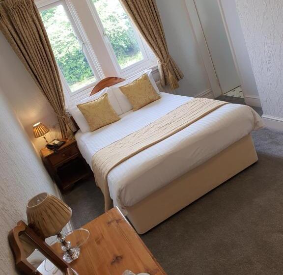 Номер Basic, The Carre Arms Hotel & Restaurant