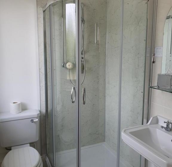 Номер Стандарт Индивидуальный, The Carre Arms Hotel & Restaurant