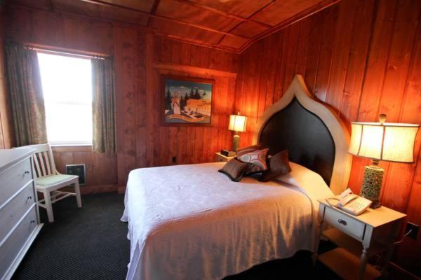 اتاق استاندارد با تخت بزرگ, Mcmenamins Gearhart