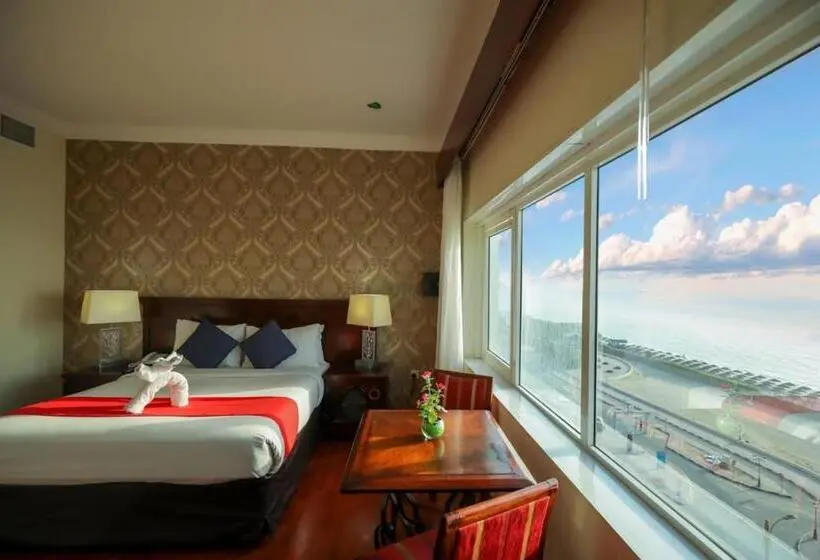 اتاق اجرایی با چشم‌انداز دریا, Mermaid Beach Hotel Llc