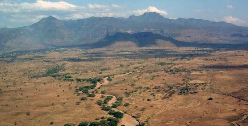 اتاق استاندارد یک نفره, Mount Moroto