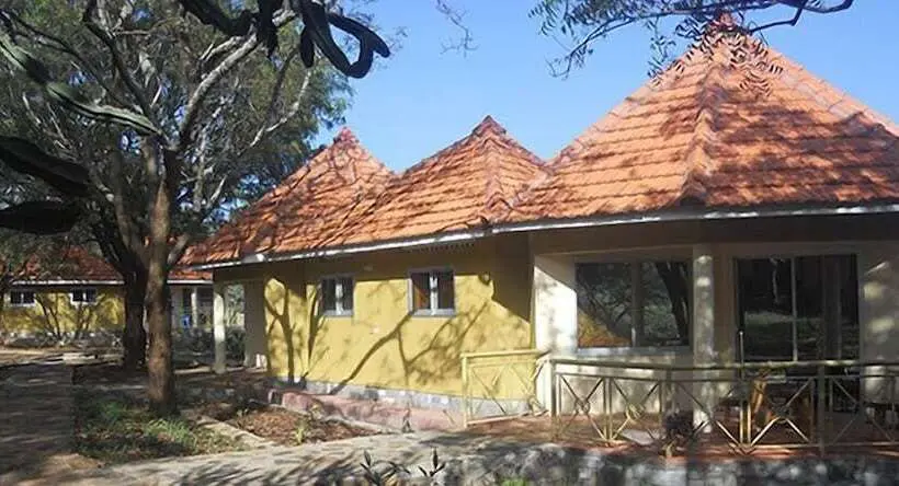 اتاق استاندارد یک نفره, Mount Moroto