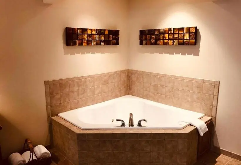 ハイドロマッサージバス付きスイート, Shenandoah Inn & Suites