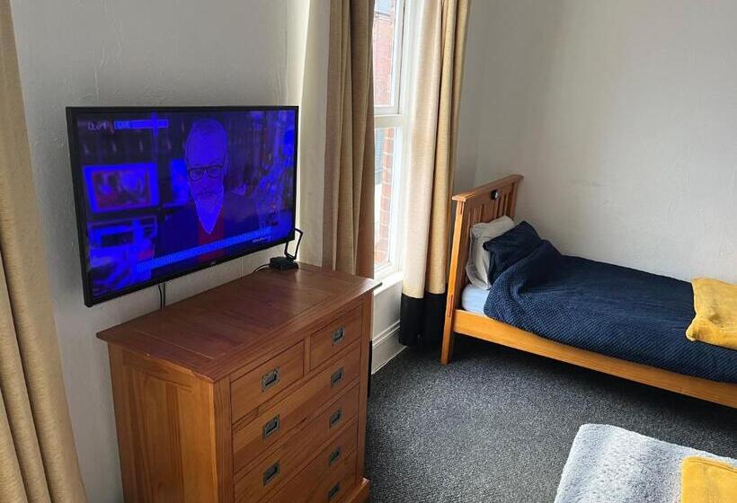 اتاق لوکس سه تخته, Eurovilla