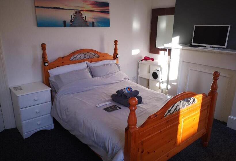 اتاق لوکس سه تخته, Eurovilla