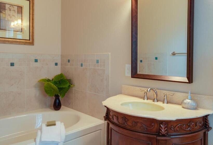 غرفة سوبيريور سرير كينج, Seaglass Inn Bed And Breakfast