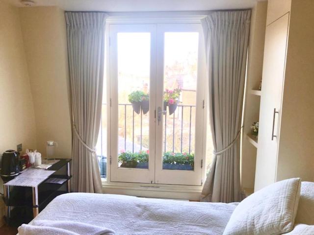 标准间带阳台, Georgiana S Guesthouse