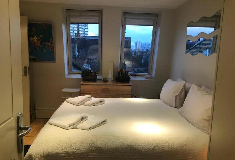 バルコニー付きスタンダードルーム, Georgiana S Guesthouse