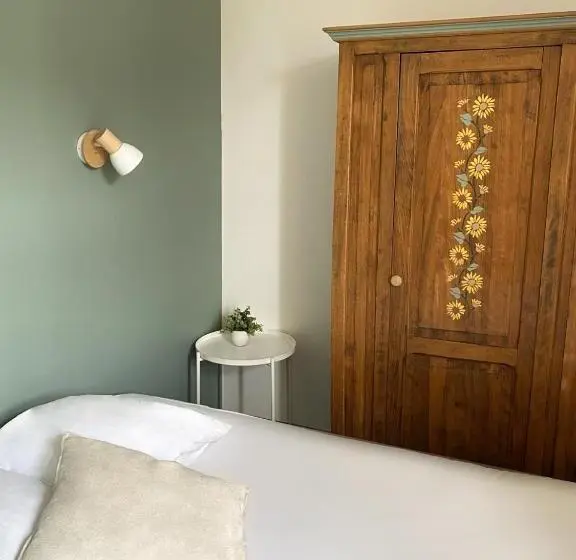Habitació Triple Estàndard Bany Compartit, De La Plage