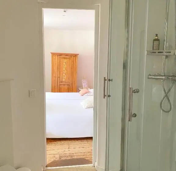Habitació Triple Estàndard Bany Compartit, De La Plage