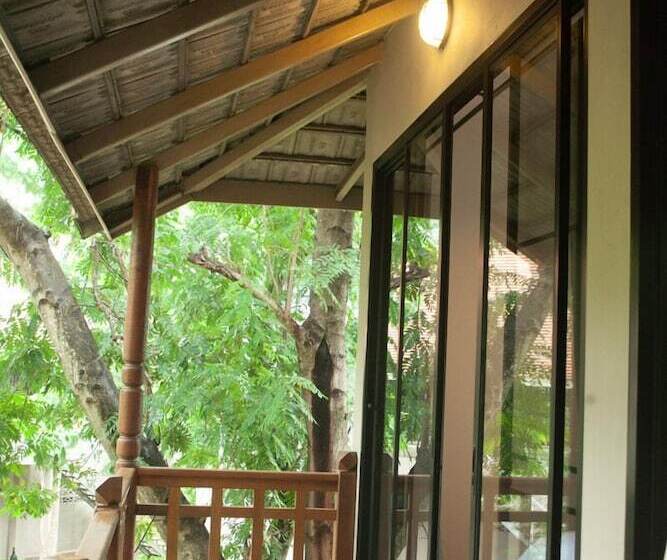 اتاق سوپریور با چشمانداز باغ, Middle Path Retreat