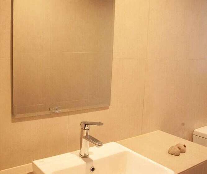 اتاق سوپریور با چشمانداز باغ, Middle Path Retreat